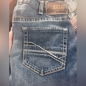 Ariat jeans size 36/34
